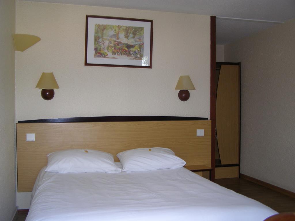 Hotel Nancy Sud Vandoeuvre Chambres Renovees Zimmer foto